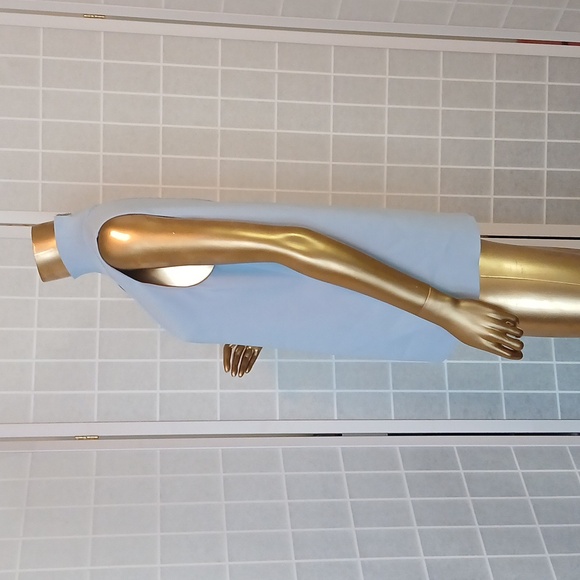 Vince Sleeveless Mock Neck Laser Cut Pleated Top - Picture 3 of 7